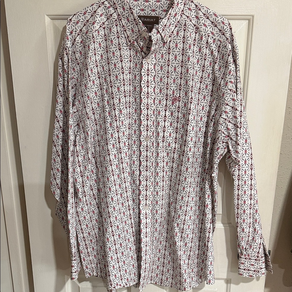 Ariat Men's Casual Red and White Patterned Shirt